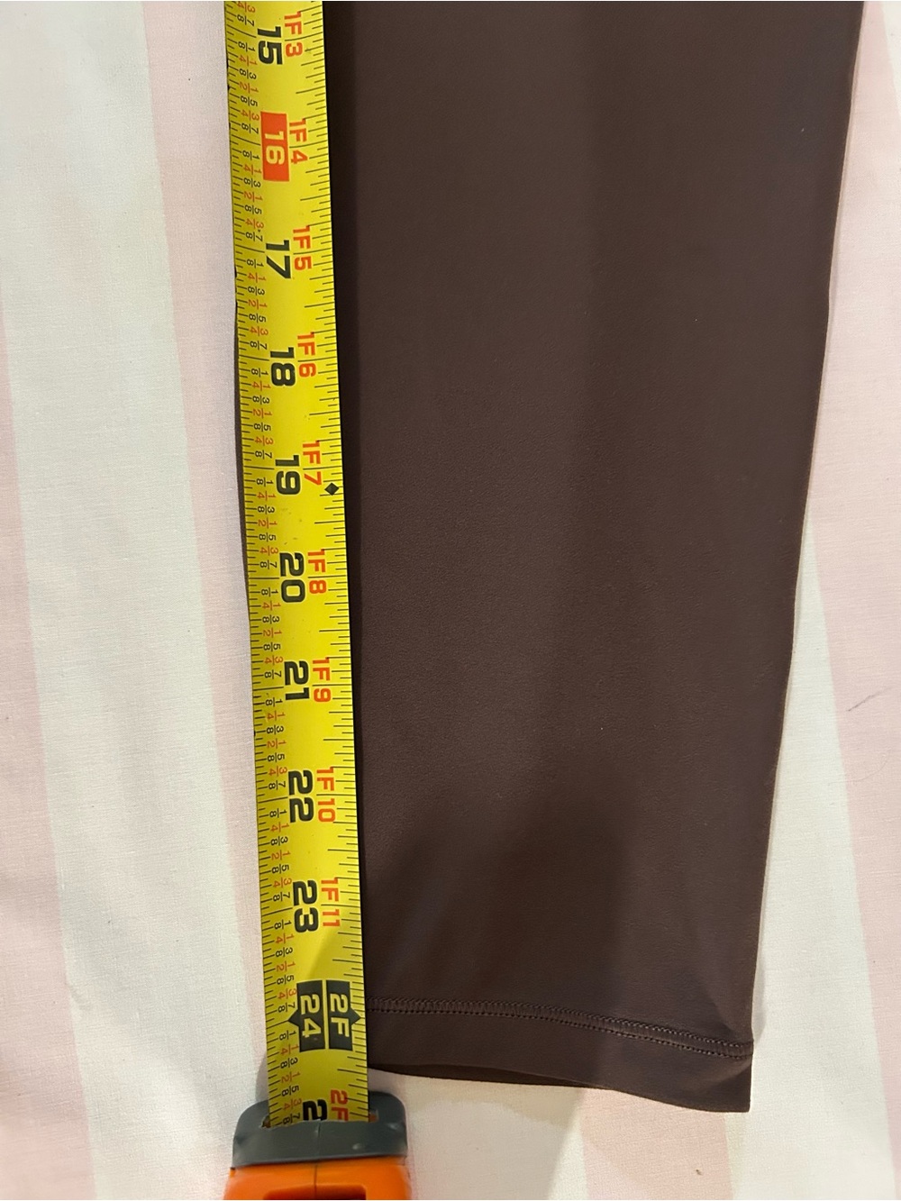 Vuori AllTheFeels Leggings Sz L VW4018 Brown High Rise Yoga Pilates Athleisure - Picture 6 of 14